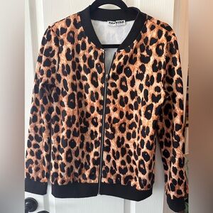 Small leopard bomber jacket